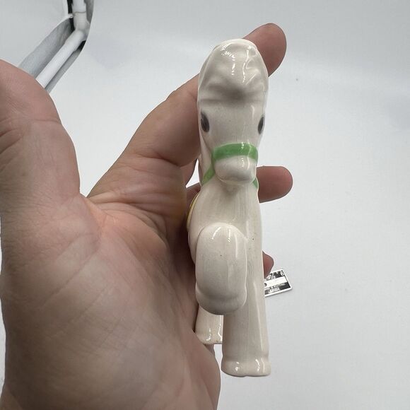 Rare Vintage Macrame Ceramic Bead Baby Horse Carousel Yellow Green Saddle Bridle - Picture 2 of 6